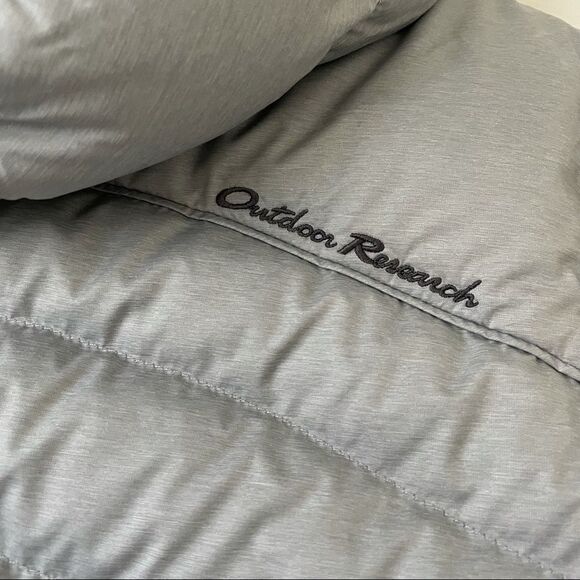 OUTDOOR RESEARCH Light Gray Plaza Down Hoodie Puffer Jacket - Picture 4 of 12